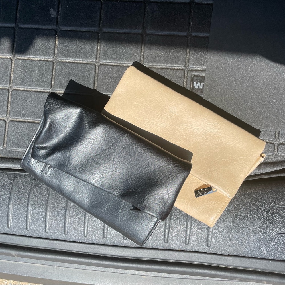 Beis beige and black clutch (no strap)
